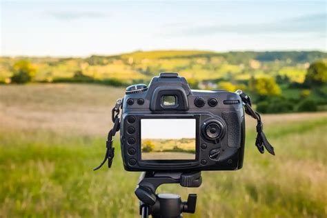 Mirrorless Interchangeable Lens Camera 的图像结果