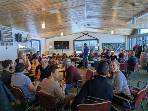 Tabla de español de octubre, Centre de ski Mont Bechervaise, Gaspé, 30 ...