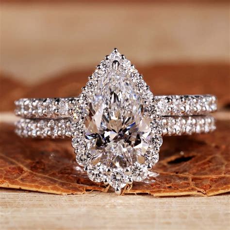 Pear Cut Lab Grown Diamond Engagement Ring with Matching Wedding Band