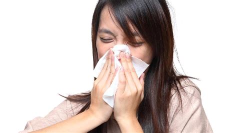 怎么判断病毒感冒和受凉感冒？有这几点可区分-病毒性感冒症状-复禾健康