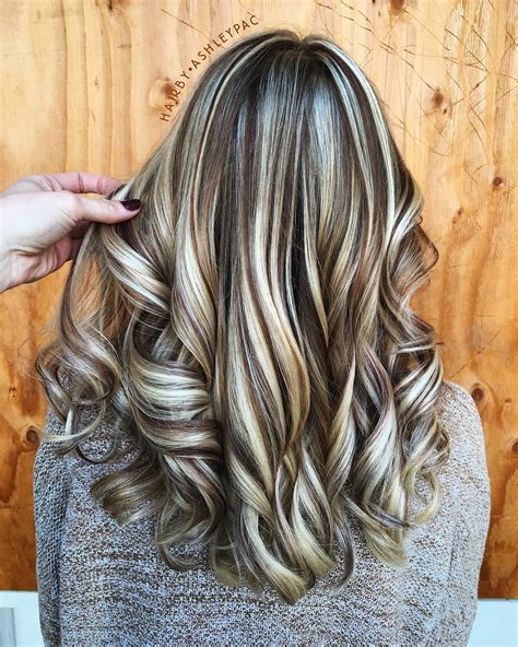 50 Light Brown Hair Color Ideas with Highlights and Lowlights