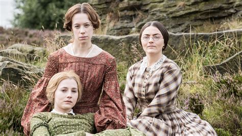 To Walk Invisible: The Bronte Sisters (2016) - Titlovi.com