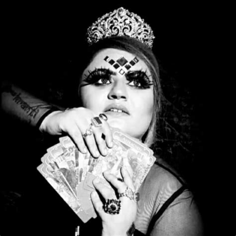 Anadika - Astrology teacher in Gurugram - ₹1999/h