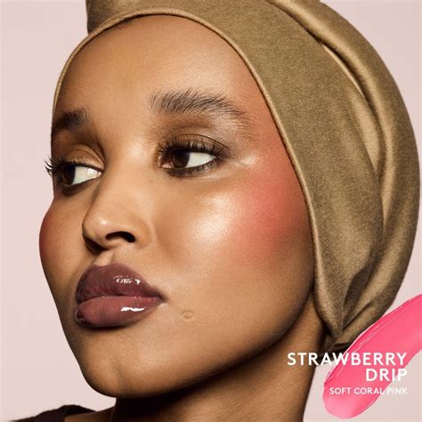 Cheeks Out Freestyle Cream Blush • 05 Strawberry Dip