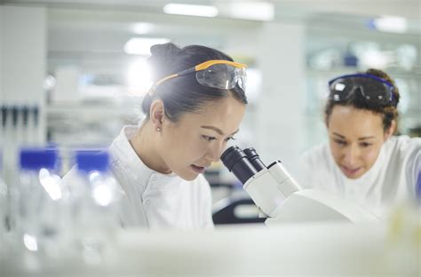 Graduate Programs - Biochemistry and Biomedical Sciences Graduate Program