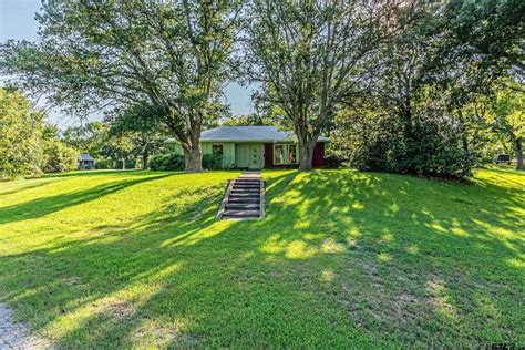 713 N Washington St, Grand Saline, TX 75140 | Homes.com