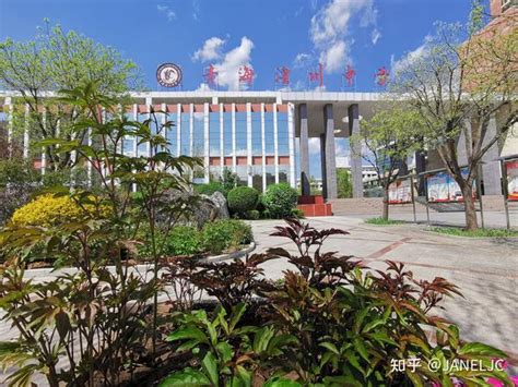 青海省前三甲中学，低进高出，本科线上线率达90%，值得考虑！_西宁市