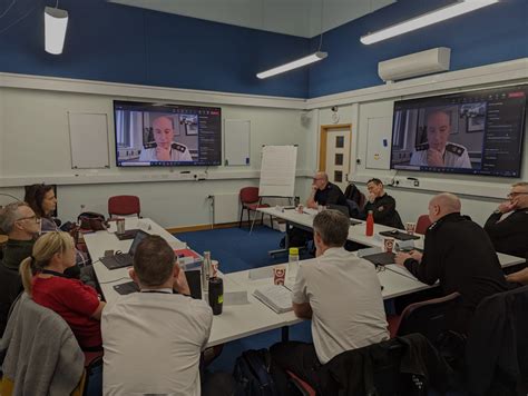 Command-Prompt Training 的图像结果