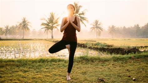 6 trending work outs that you can include while staying home during ...
