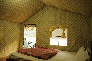 Riverside Camps in Rishikesh- Book Best Camps Near River 20% OFF