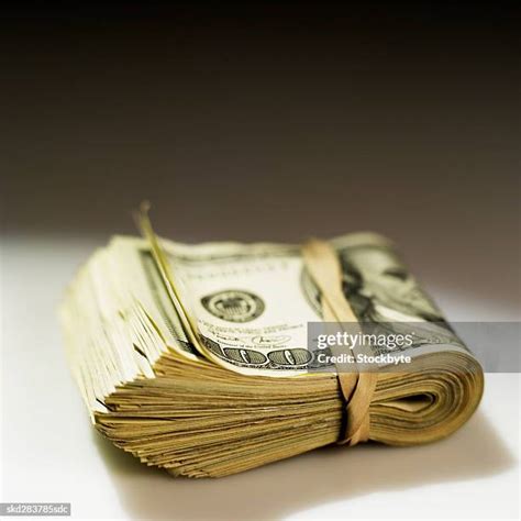 1 Band of Money 的图像结果