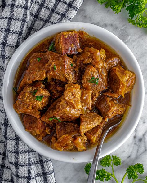 Slow Cooker Beef Tips - Chefinoz