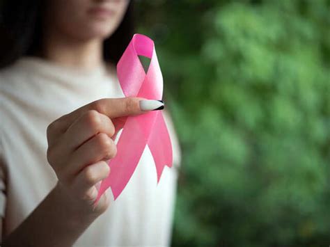 Surprising Signs Of Breast Cancers That Often Go Ignored | Femina.in
