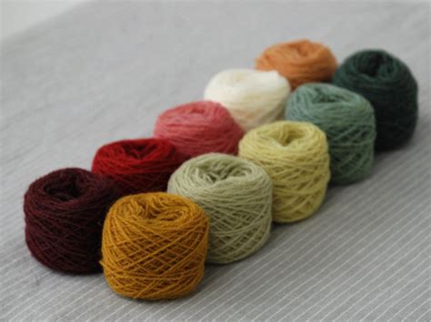Woollen Thread Design 的图像结果