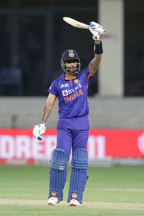 Virat Kohli-Suryakumar Yadav: कभी सूर्या-कोहली में हुई थी जंग, एक-दूसरे ...