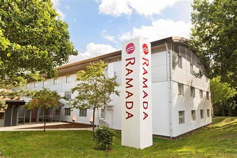 RAMADA SOUTH MIMMS M25 - Reviews, Photos, Rate Comparison