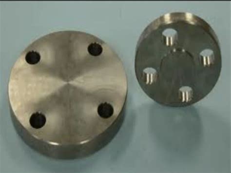 Stainless Steel Flanges - Stainless Steel Orifice Flange Manufacturer ...
