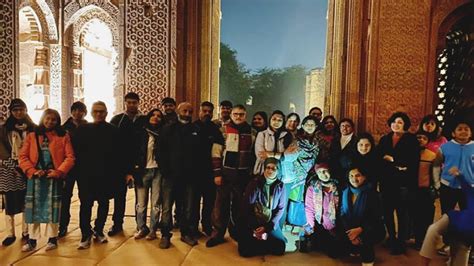 Raat Ke Afsane- Night Walk in Safdarjung Tomb