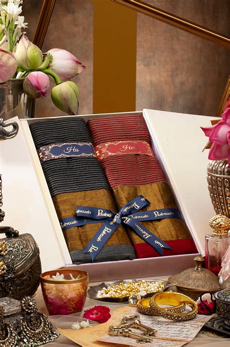 Pashtush His And Her Gift Set Of Banded Twilight Stoles With Premium G ...