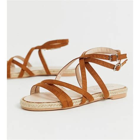 3 of Kriti Sanon's most unique mini dresses to wear through the seasons ...