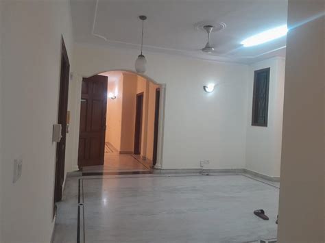 Rental 3.5 Bedroom 1500 Sq.Ft. Builder Floor in Ardee Mall, Sector 52 ...