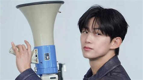 Didn't Know Ok Taecyeon Was Big Korean Celebrity: Photography Studio ...