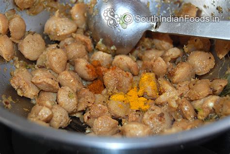 Soya chunks curry | Meal maker masala gravy-How to make-Step by step photos