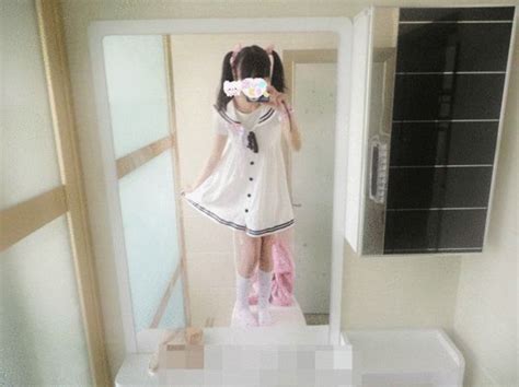 小学生が微博でセクシーな写真を公開して論争に (9)--人民網日本語版--人民日報