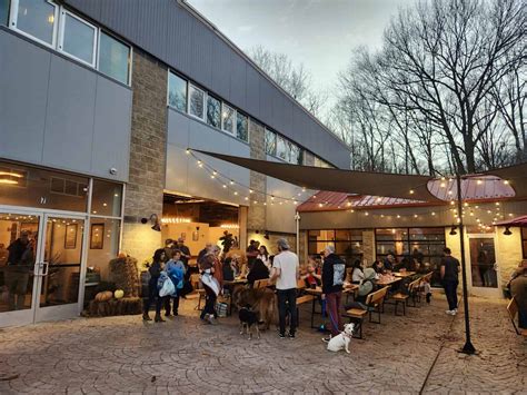 The Top 11 Craft Breweries in Connecticut (Because We Couldn’t Pick ...