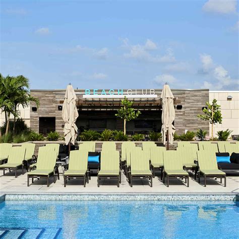 Health Club, Gym & Fitness Center in Tampa | Life Time