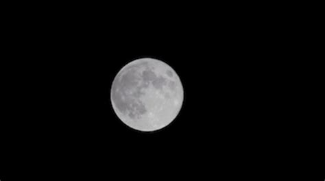 【4K動画素材MON006】満月、月、雲、夜空 | Sampling Air Japan