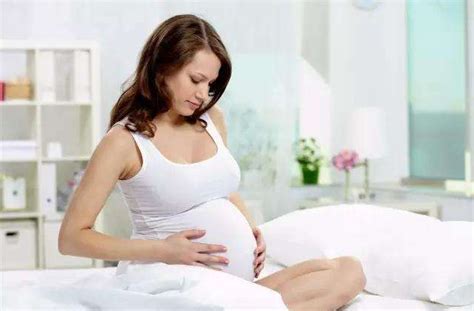 怀孕初期哪些事要避免 如何看胎儿是否健康 _八宝网