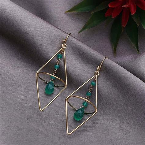 Infinite Illusions Gold Earrings - Contemporary Elegance Redefined