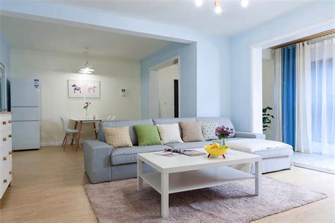 晒114㎡三室新房，灰色墙面+暖色家具，客厅这么搭配简单又温馨~ - 知乎