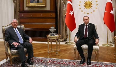 Tillerson breaks protocol, meets Erdogan without translator