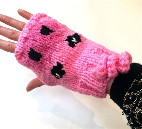 Buy Pig Mittens. Handmade Chunky Knit Pink Handwarmers/gloves Online in ...