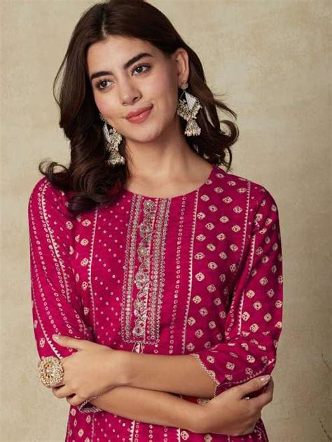 Womens Kurtas - Buy Latest Kurtis for Women Online | Shopsy