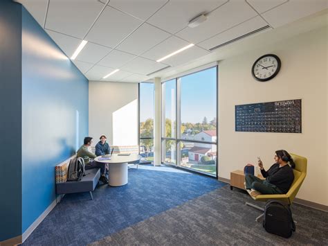 Sacramento City College - Natural Sciences Building - Education Snapshots