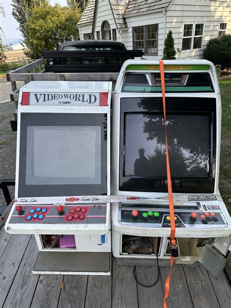 Small Arcade Layout 的图像结果