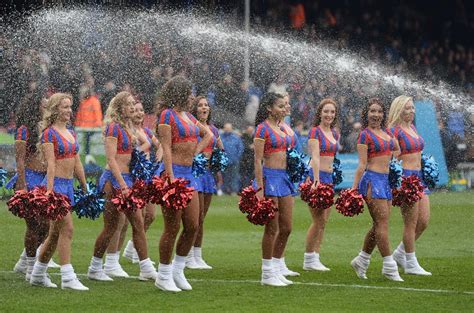 World’s sexiest cheerleaders - Daily Record