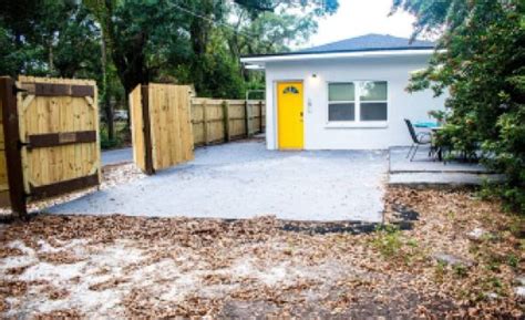 Charming Ybor Haven with Full Kitchen and Fenced Backyard - Cozy ...