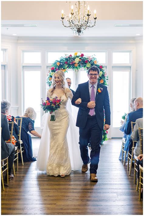 Colorful Crystal Coast Country Club Wedding in Pine Knoll Shores, NC ...