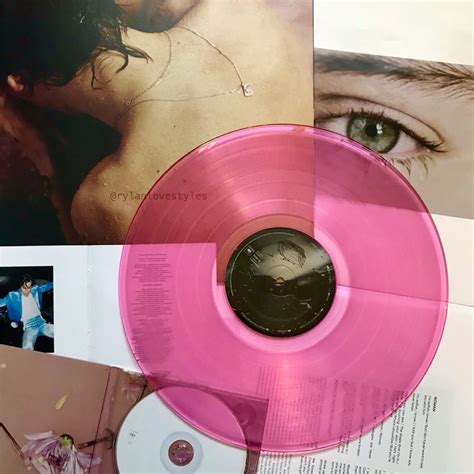 Pink HS1 Aesthetic | Harry styles vinyl, Vinyl cd, Vinyl aesthetic
