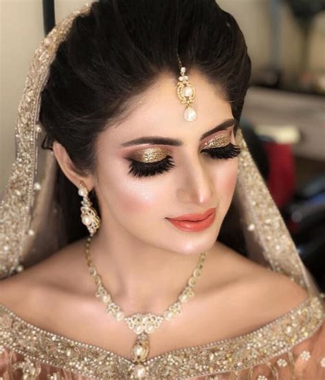 Stunning Engagement Makeup Looks for The Wedding Season 2020