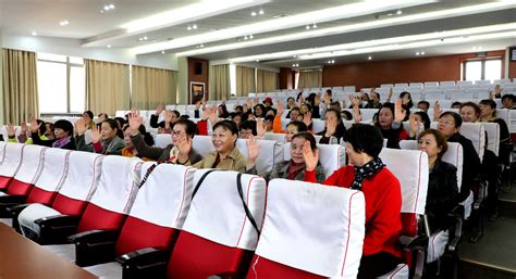 咸阳职业技术学院老年大学合唱团成立-咸阳职业技术学院