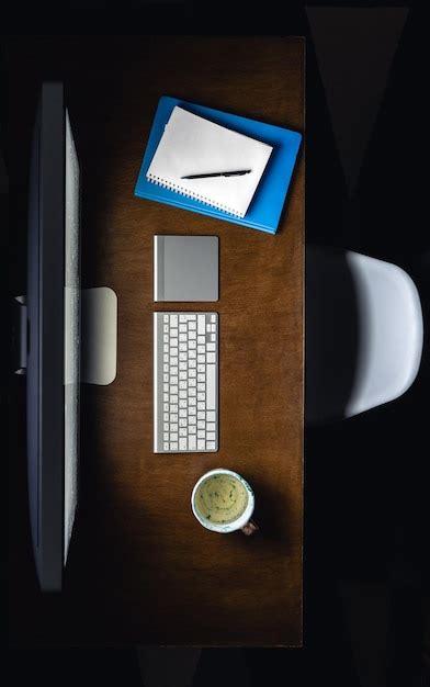 Computer Table Top View 的图像结果