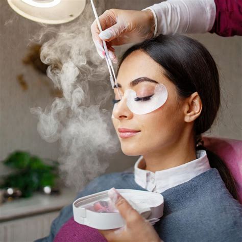 How To Remove Eyelash Extensions At Home?