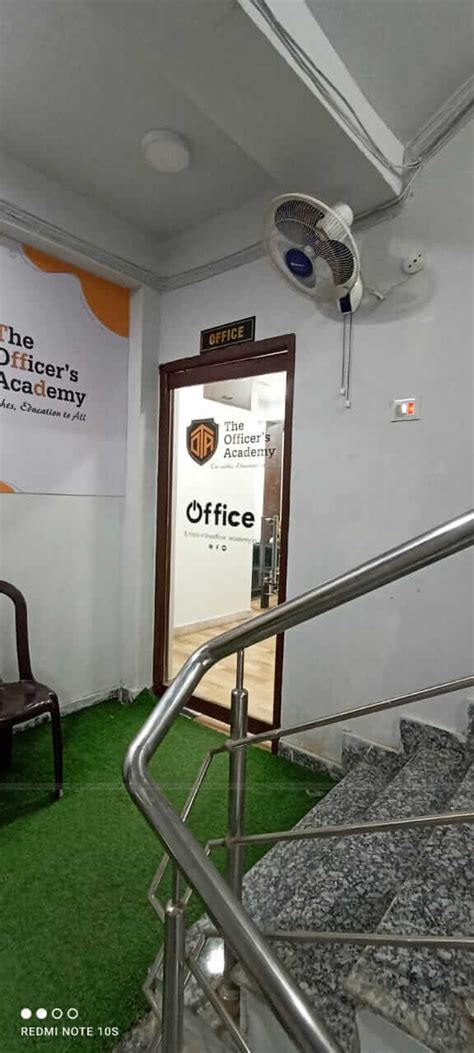 The Officer's Academy, Boring Rd, Patna, PATNA | Fees, Reviews, Batches ...