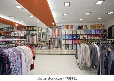 Shop Interior 的图像结果
