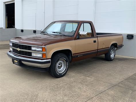 1990 Chevrolet C1500 | Classic Cars for Sale - Streetside Classics